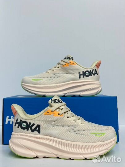 Кроссовки Hoka