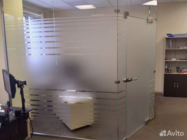 Офисные стеклянные перегородки под ключ
