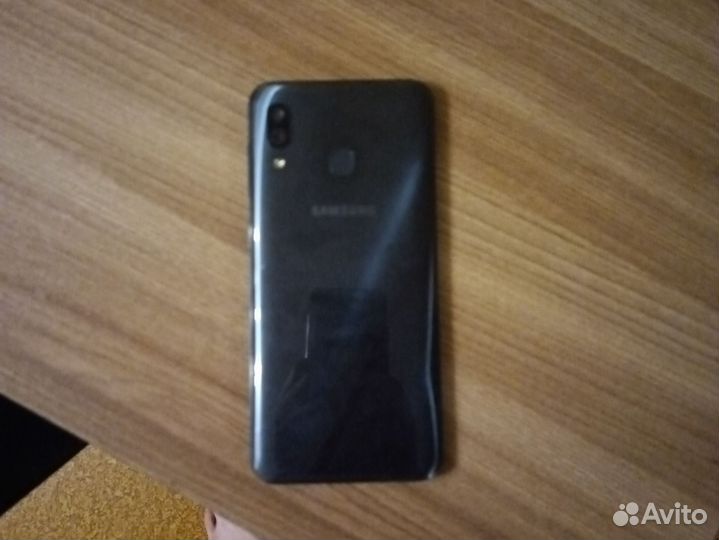 Samsung Galaxy A30, 4/64 ГБ