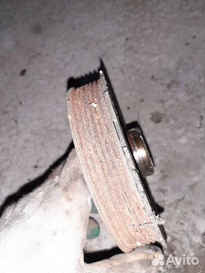 Шкив коленвала на Мазда 3 бк,Mazda 3 BK