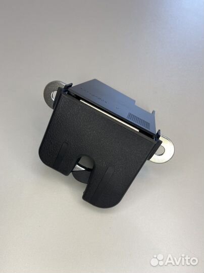 Замок багажника Volksawagen