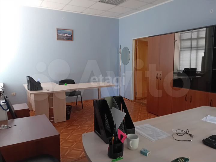 Продам торговое помещение, 588.4 м²