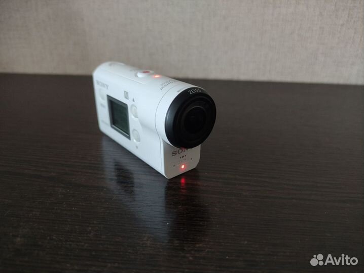 Экшен камера sony HDR-AS300