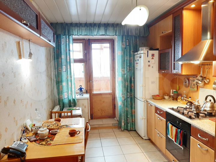 4-к. квартира, 105 м², 8/9 эт.