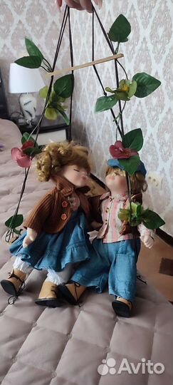 Кукла фарфоровая коллекционная