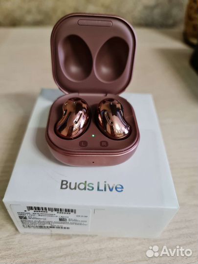 Беспроводные наушники Samsung Galaxy buds live