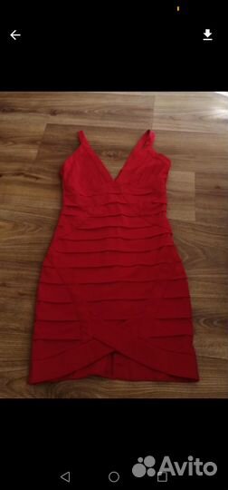 Платья красные/ розовые 42-44р