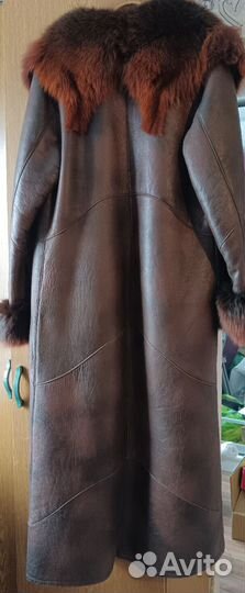 Шуба б/у женская натур, мех лиса 44 46 длинная