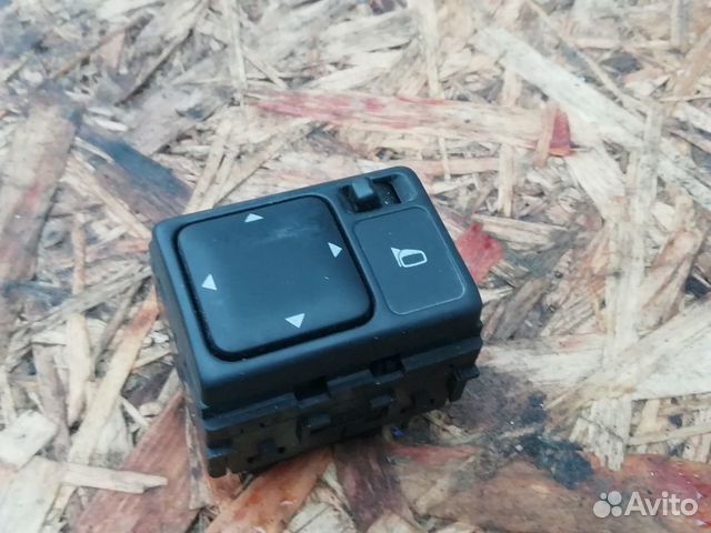 Кнопка регулировки зеркал марч Nissan Micra 1.2м