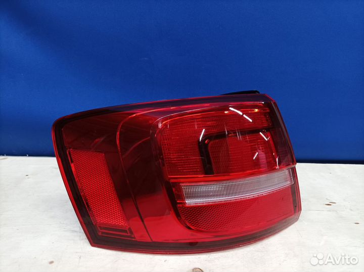 Фонарь левый внешний Volkswagen Jetta 6 2010