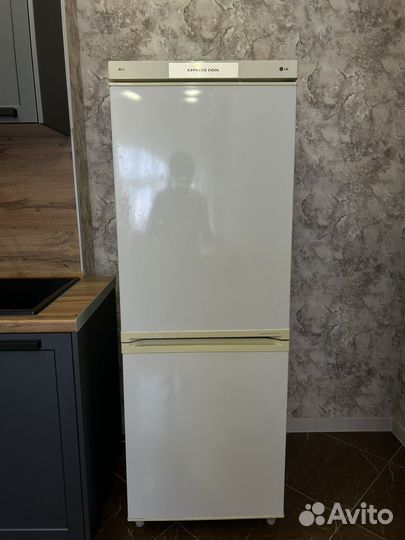 Холодильник LG