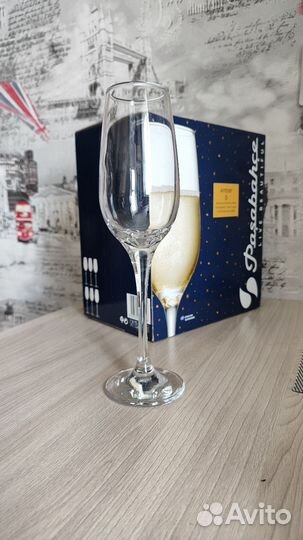 Бокалы для шампанского