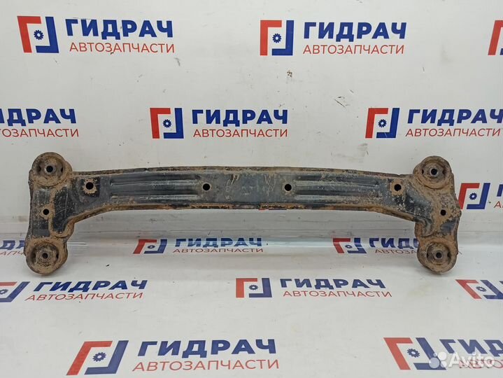 Балка задняя Kia Sportage (KM) 62610-0Z010