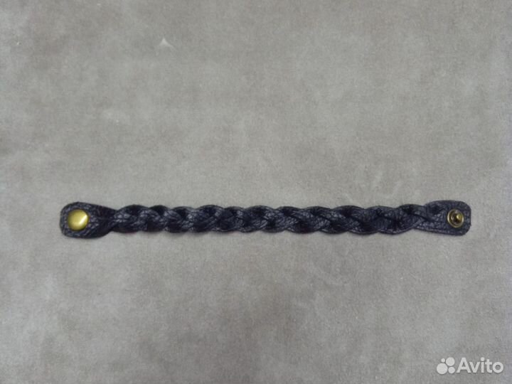 Мужской браслет из кожи