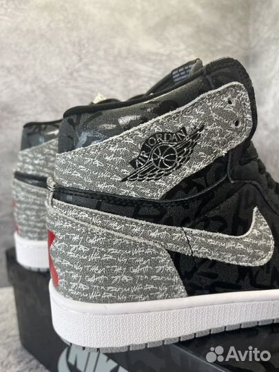 Кроссовки Nike Air Jordan 1