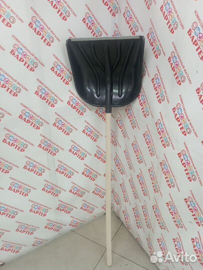 Лапата новая