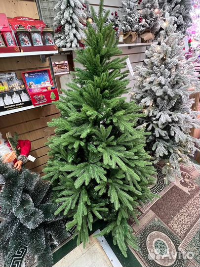 Елка искусственная