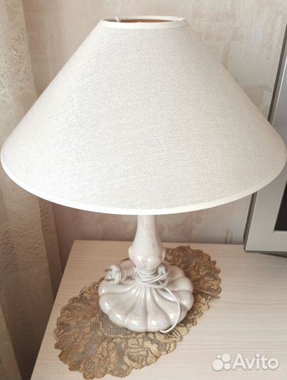 Лампа настольная с абажуром бу