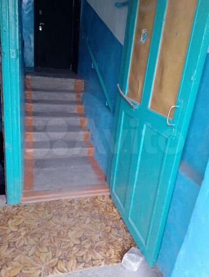 2-к. квартира, 43 м², 1/3 эт.