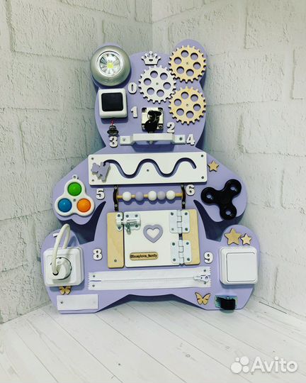 Развивающая доска монтессори бизиборд