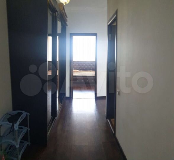 2-к. квартира, 55 м², 8/8 эт.