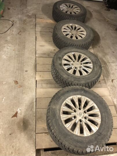 Колеса r17 265/65 Bridgestone Blizzak DM-V2