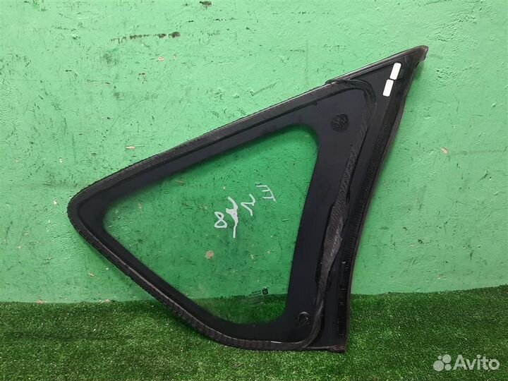 Стекло багажника левое Opel Meriva B 2013
