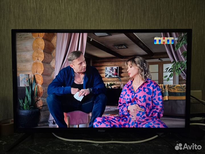 Телевизор 32 дюйма82 встроенной цифровой пристав