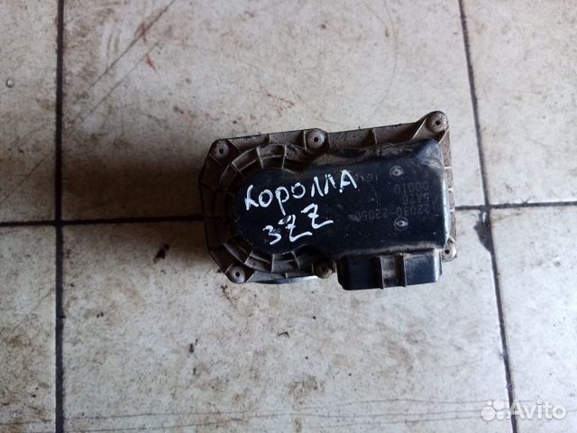 Дросельная заслонка Toyota Corolla E12