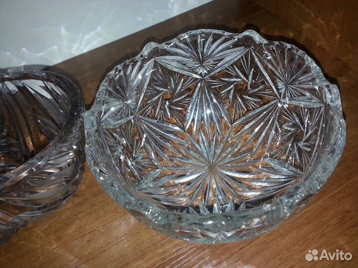 Рюмки вазы салатники графины СССР разные