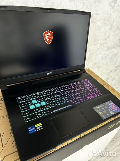 Ноутбук зверь Msi Katana b12 17,3 4060 8GB