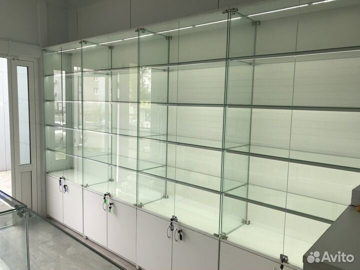 Торговые витрины с с подсветкой