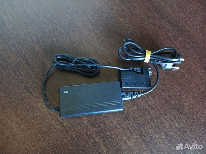 Внешнее питание для Canon 550D, 600D, 650D, 700D