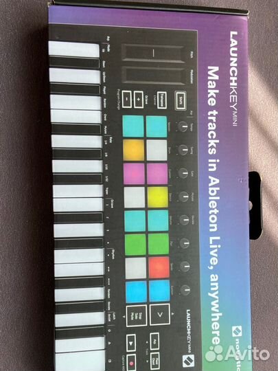 Midi-клавиатура Novation Launchkey Mini MK3 черный