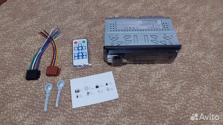 Магнитола с usb Bluetooth aux