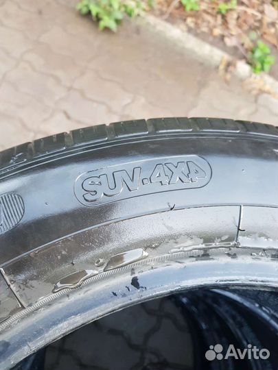 Goodyear EfficientGrip 21.5/60 R17