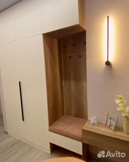 Шкаф в прихожую распашной на заказ