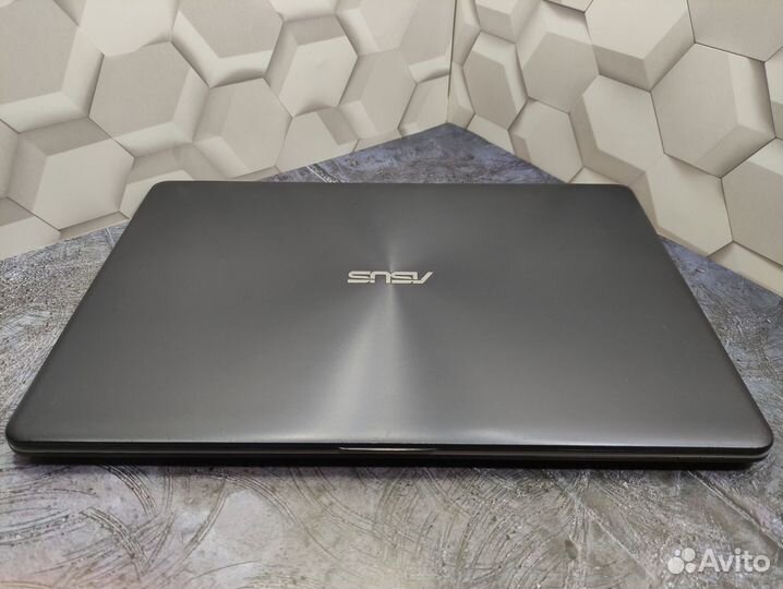 Игровой Asus 2018 г.в intel 8-пок/Nvidia 2GB/SSD