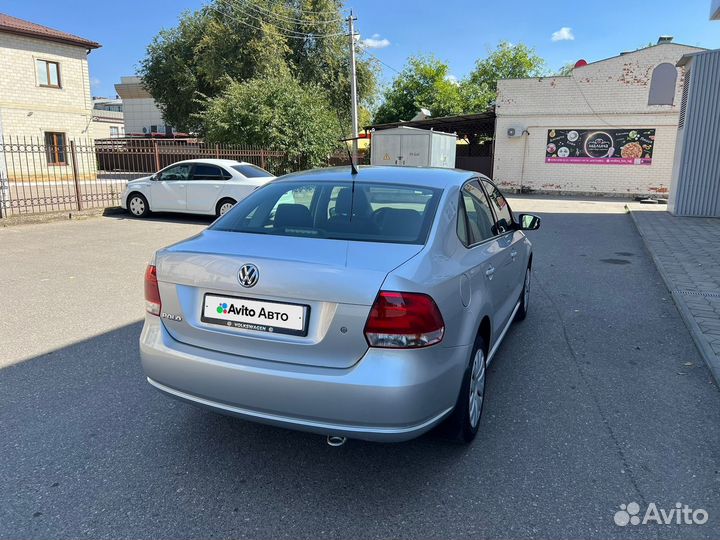 Volkswagen Polo 1.6 AT, 2011, 17 577 км