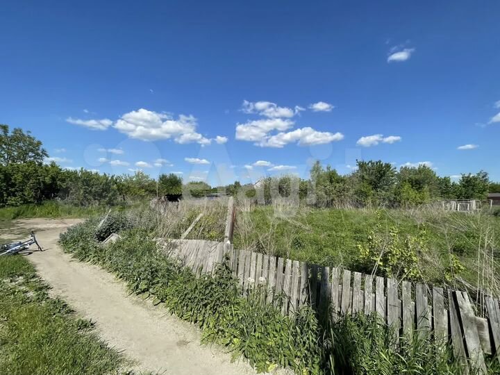 Дача 10 м² на участке 5 сот.