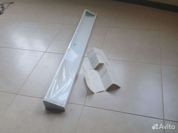 Полка навесная IKEA