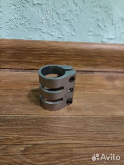 Зажим для трюкового самоката hic