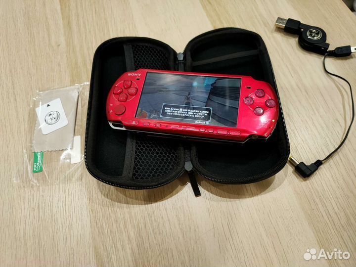Sony PSP3008 Red128GB Реальные игр