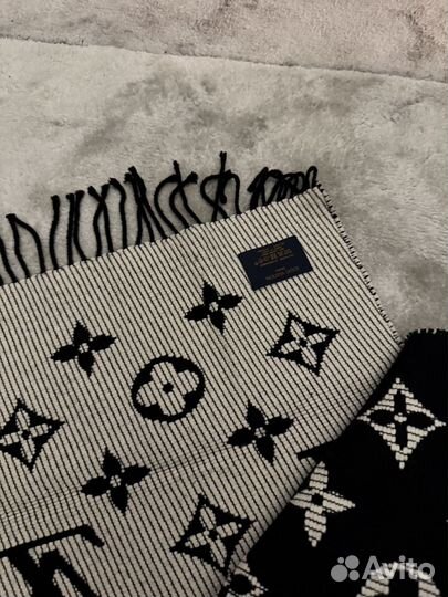 Louis vuitton шарф