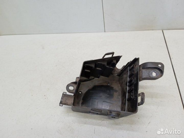 Корпус блока предохранителей Nissan Almera G15