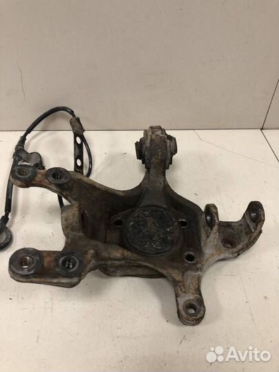 Кулак поворотный задний левый Hyundai Elantra HD 2