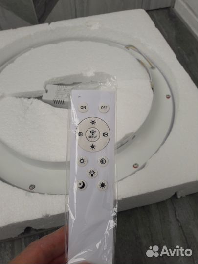 Люстра потолочная светодиодная с пультом