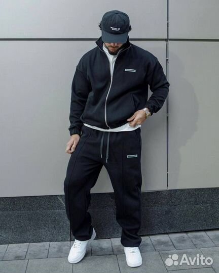 Спортивный костюм мужской