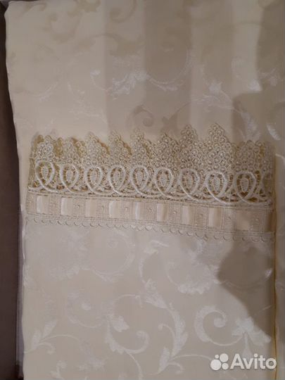 Столовое белье Амели новое