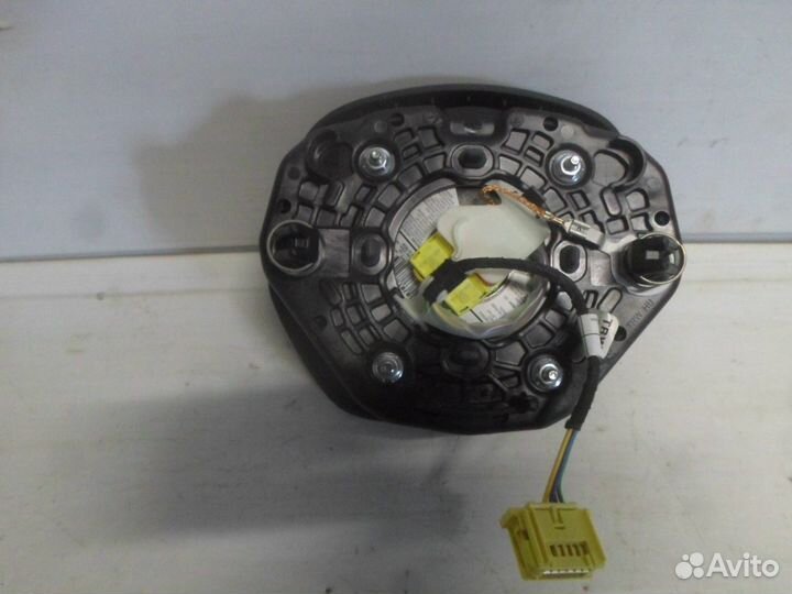 Подушка безопасности в рулевое колесо Mercedes-Ben